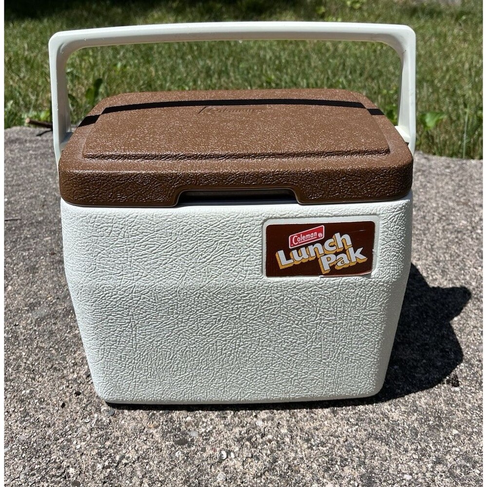 VTG 1980s Coleman Lunch Pak Small Hard Plastic Shell Cooler Box Retro Camping